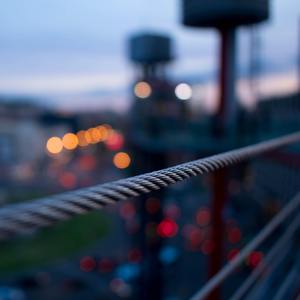 把腿张开乖我添你3p图片
